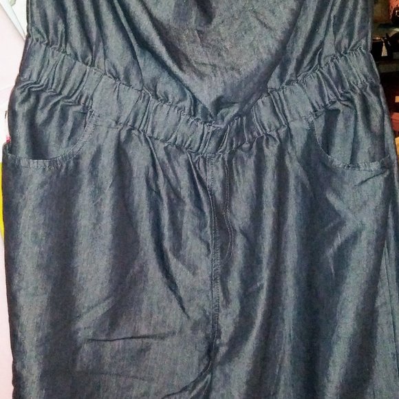 black off the shoulder jumper with ruffle - Picture 2 of 2